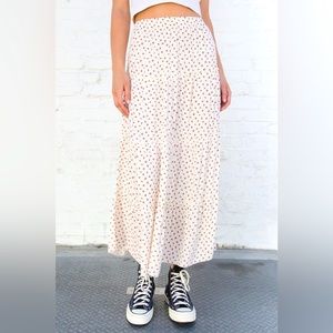 BRANDY MELVILLE | Floral Izzy Skirt